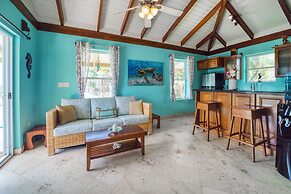 Lucky Duck Villa - Private Beach Escape