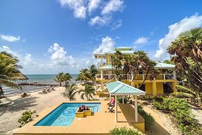 Lucky Duck Villa - Private Beach Escape