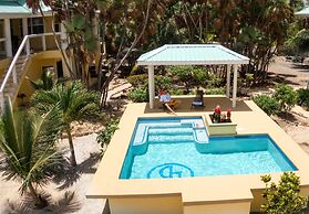 Lucky Duck Villa - Private Beach Escape