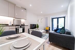 Seven Living Residences Solihull - 1 Bed Apartment Close to NEC and BH