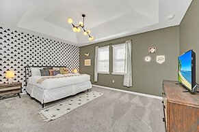 Amazing Game Room, Harry Potter, Mickey & Princess Room. All new Decor