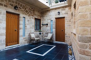 Chateau Anax Boutique Hotel