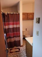 Cable Townhome #3 3 Bedroom Condo by RedAwning