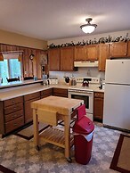 Cable Townhome #3 3 Bedroom Condo by RedAwning