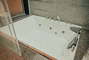 Pushkara Resort And Spa