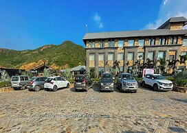 Pushkara Resort And Spa