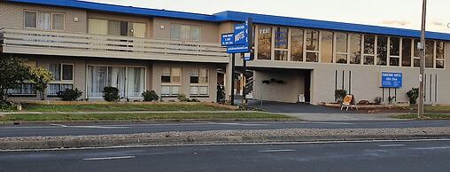 Morwell Parkside Motel