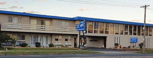Morwell Parkside Motel