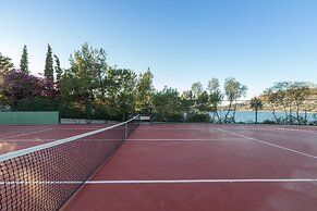 Luxurious Villa Philoxenia