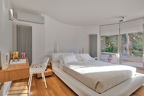 Luxurious Villa Philoxenia