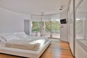Luxurious Villa Philoxenia