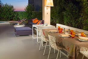 Luxurious Villa Philoxenia