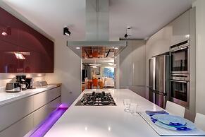 Luxurious Villa Philoxenia