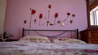 Eva's House 2 Bedroom Apartment in Rethymno