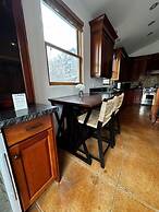 502 A Gold Coast! 3 Bedroom Townhouse by RedAwning