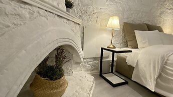 Leony's House