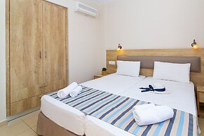 Theo Star Beach Hotel