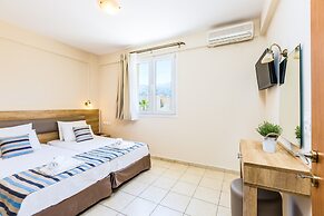 Theo Star Beach Hotel