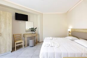 Theo Star Beach Hotel