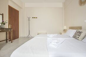 NIKOLOUZOS SUNNY ESTATE