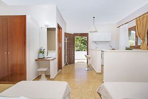 NIKOLOUZOS SUNNY ESTATE