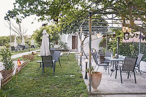 NIKOLOUZOS SUNNY ESTATE