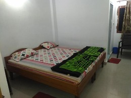 Goroomgo Sharda Guest House Bodhgaya