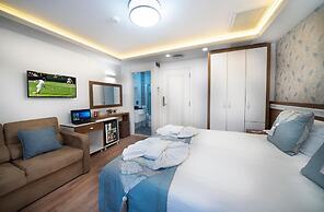 Lika Hotel - Beautiful Standard Double or Twin Room in Center Istanbul