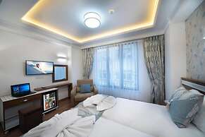 Lika Hotel - Beautiful Standard Double or Twin Room in Center Istanbul