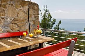 Fully Equiped Apartments for 3 Adults