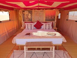 Stargazing Tent at Nkhila Lodge, Agafay Desert Camp