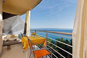 Comfy Beach Apartments With its own Balcony