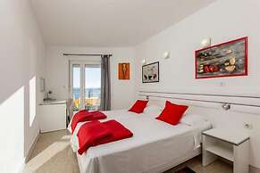 Comfy Beach Apartments With its own Balcony