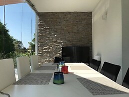 Super Villa With Private Pool in Isola Albarella by Beahost Rentals