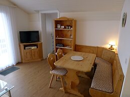 Elfe-apartments: Studio for 2 Adults, Balcony With Lake and Mountain V