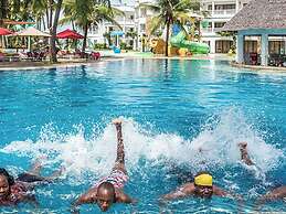 Prideinn Flamingo Beach Resort Spa