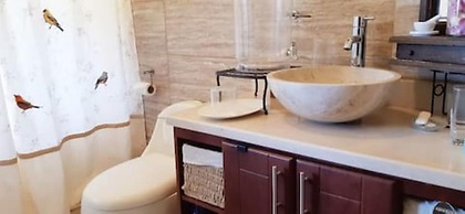 Casa Buen Aventura, Panajachel, Solola, Guatemala - Casa de Campo Fami