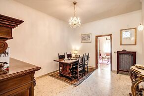 Warm Apt In Ancient Building In Vatican-p S Pietro
