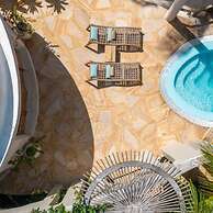 Xanadu Villas Retreat 2pax