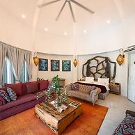 Xanadu Villas Retreat 2pax