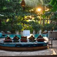 Xanadu Villas Retreat 2pax