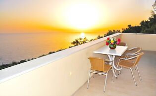 Holiday Apartments Maria With Pool and Amazing View - Agios Gordios Be