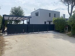 Fantastic Villa With Private Pool - Luxury Holidays on Private Island 