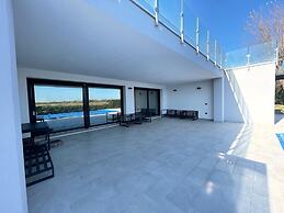 Fantastic Villa With Private Pool - Luxury Holidays on Private Island 