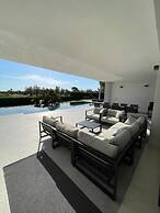 Fantastic Villa With Private Pool - Luxury Holidays on Private Island 