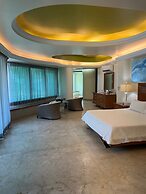 Beach Frontage Armonia Villa With Stunning Views