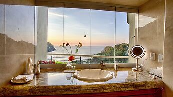 Beach Frontage Armonia Villa With Stunning Views