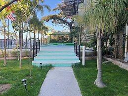 Beach Frontage Armonia Villa With Stunning Views