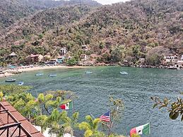 Beach Frontage Armonia Villa With Stunning Views