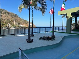 Beach Frontage Armonia Villa With Stunning Views